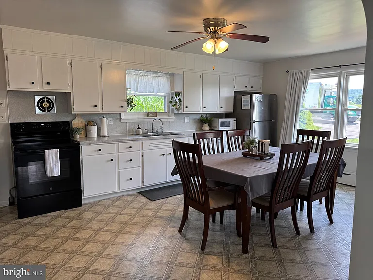 1505 Main St — Photo 8
