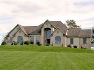 311 Silverwood Dr, Lititz, PA 17543