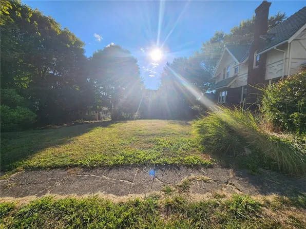 320 1st St, Butler, PA 16001