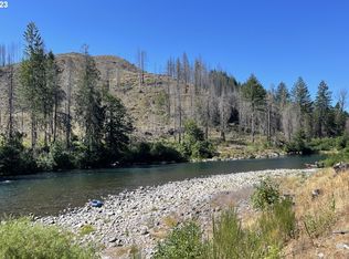 90405 Mountain View Ln, Walterville, OR 97489