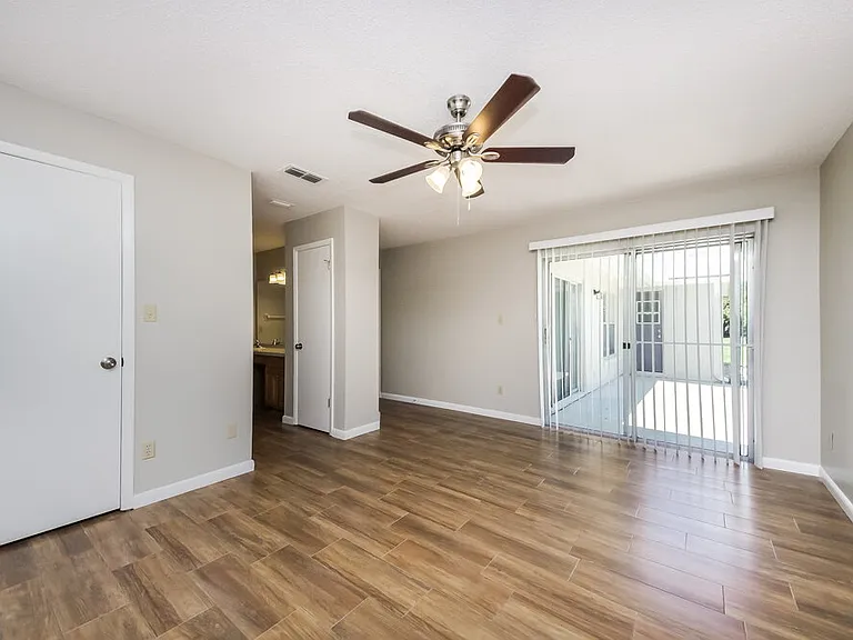 2854 Camomile Dr — Photo 8