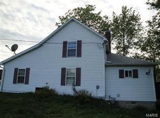 107 Mayhall St, Perry, MO 63462