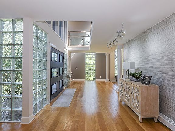 5th image of 16 Perona Rd