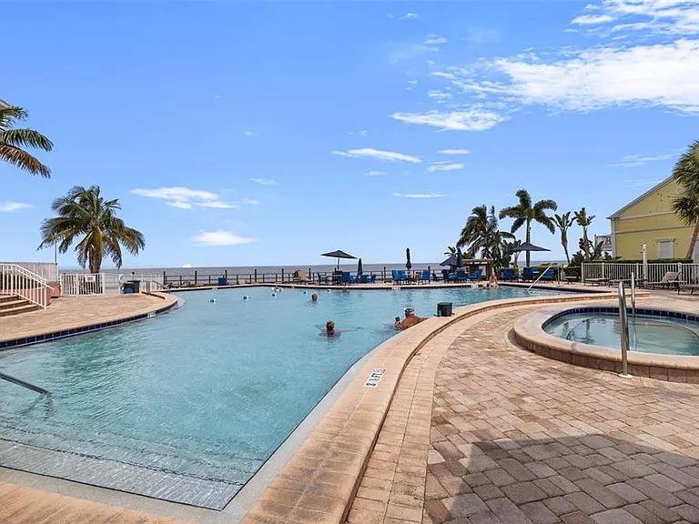 5266 Beach Dr SE #B — Photo 19