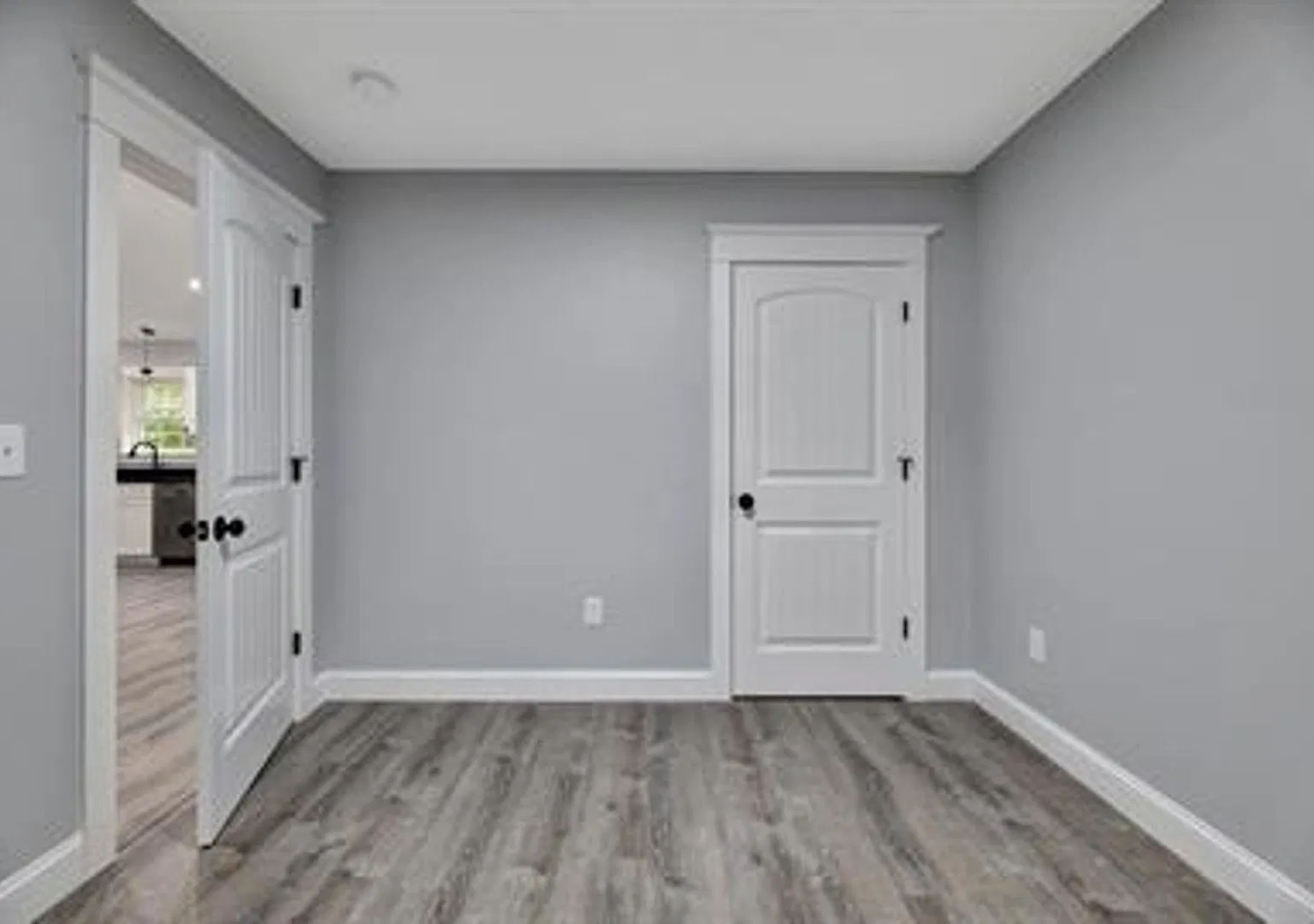 13 Pine Street — Photo 4