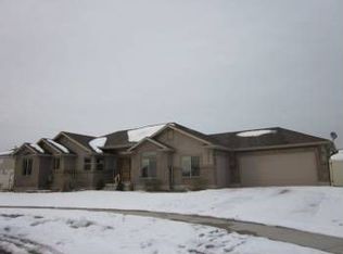 3248 W Wellsville Cir, South Jordan, UT 84095