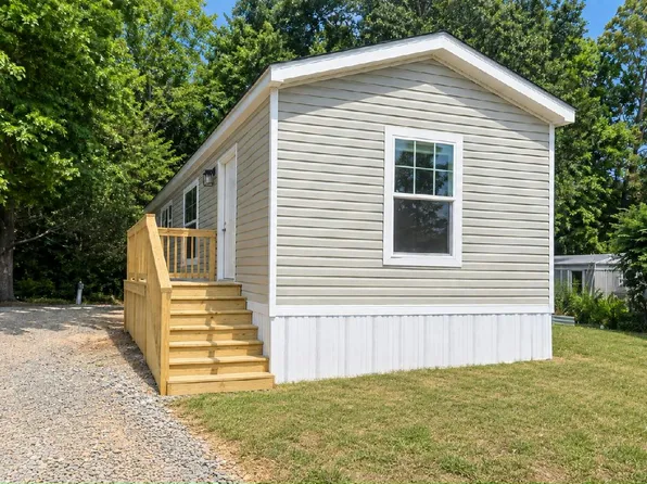 751 Kernodle Ln #14, Graham, NC 27253