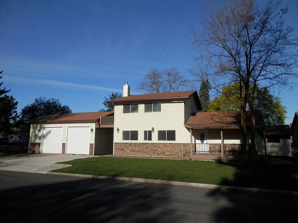 2nd image of 3727 E 30th Ave