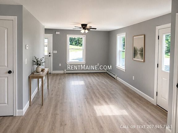 5th image of 8 Twin Oak Dr