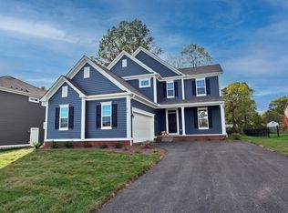 214 Isleta Dr, Pataskala, OH 43062