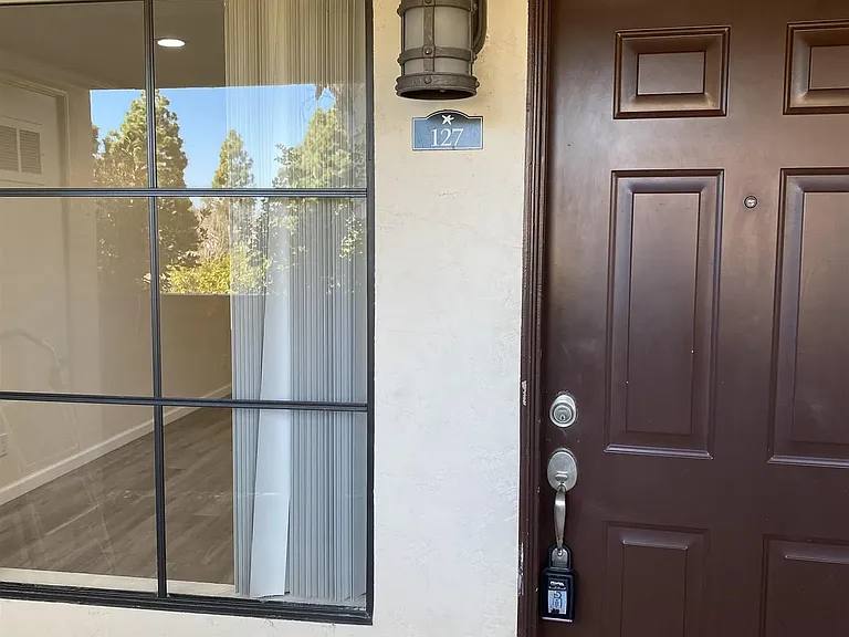 12530 Carmel Creek Rd #127 — Photo 2