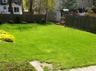 11 Station Rd, Salem, MA 01970