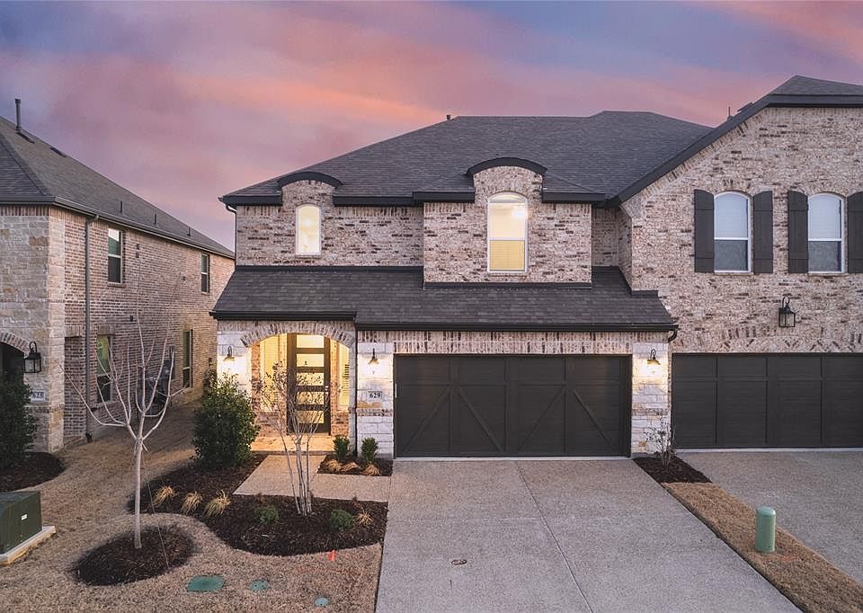 1st image of 629 Somerset Dr