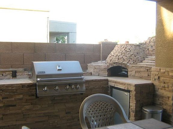 Custom Grill and Pizza Oven