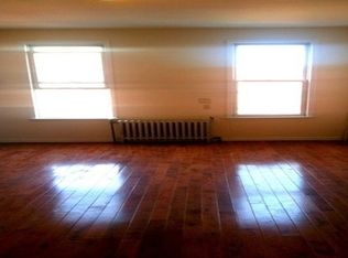 4413 8th Ave, Brooklyn, NY 11220