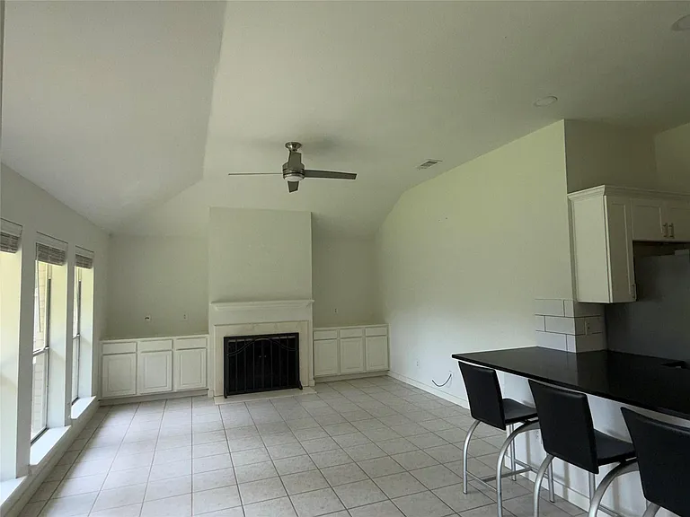 2238 Pine Cone Dr — Photo 8