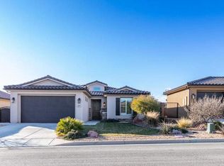 1037 N Blue Topaz Dr, Washington, UT 84780