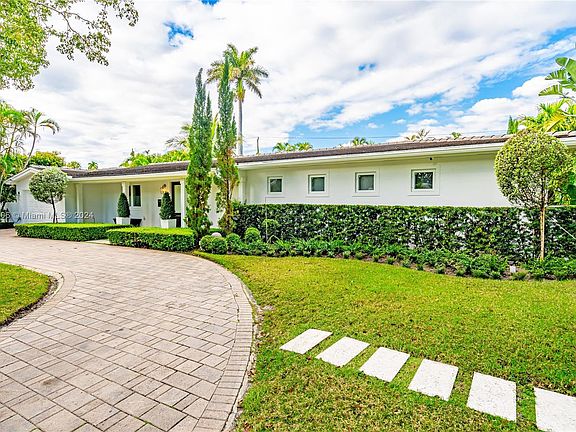 4th image of 3591 N Prospect Dr