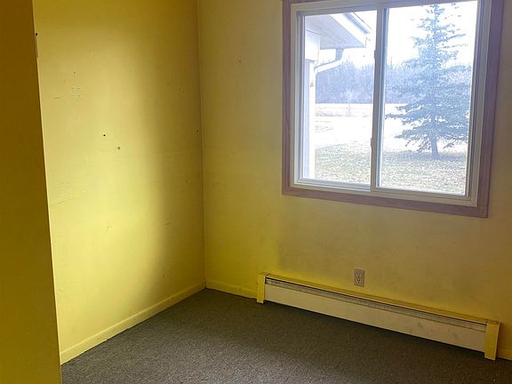 3rd image of 6208 W Mount Morris Rd