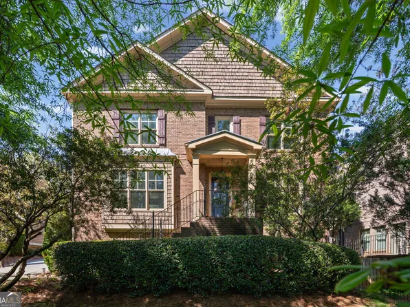 94 W Belle Isle Rd, Sandy Springs, GA 30342