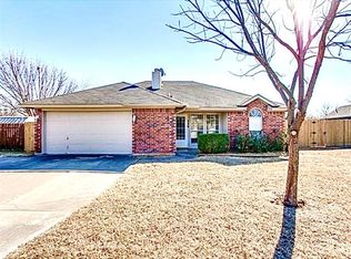 329 Richy Rd, Roanoke, TX 76262