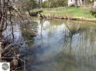 Mallard Ln, Bellaire, MI 49615