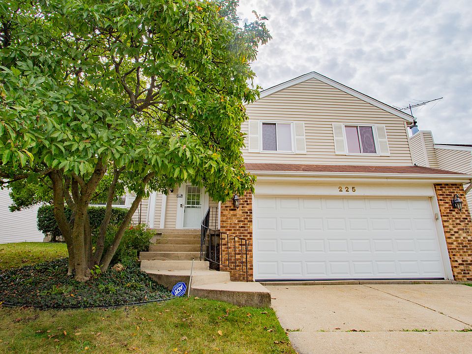1st image of 225 Augusta Dr