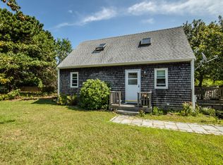 6 Hitchings Cir, Oak Bluffs, MA 02557