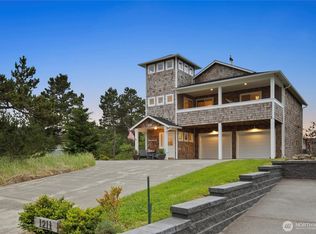1211 Ocean Beach Boulevard S, Long Beach, WA 98631