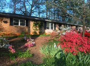 2219 Carson Valley Dr, Tucker, GA 30084