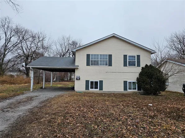 1123 Saint Stephens Dr, Cahokia, IL 62206