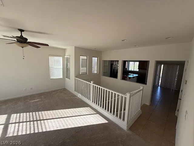 3 bed, 2.5 bath, 1977 sqft, $1,780 — Photo 2