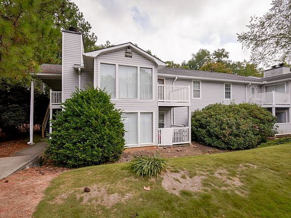 4th image of 1810 Augusta Dr