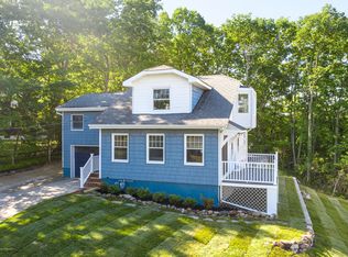 215 Overlook Dr, Neptune, NJ 07753