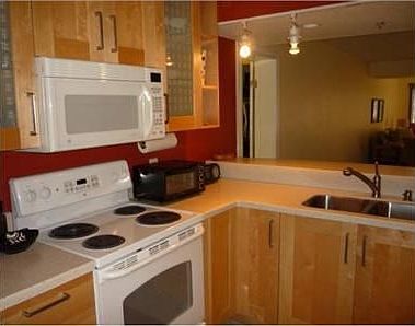 3rd image of 501 Seafarer Cir APT 202