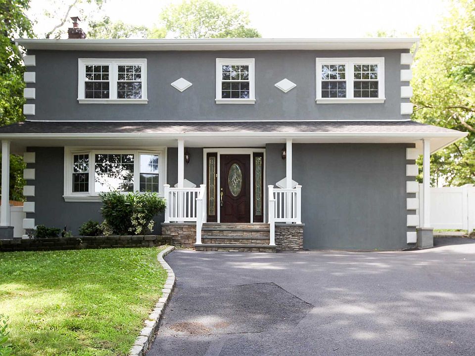 1st image of 8 Pia Blvd