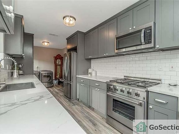 5th image of 10624 Croesus Ave
