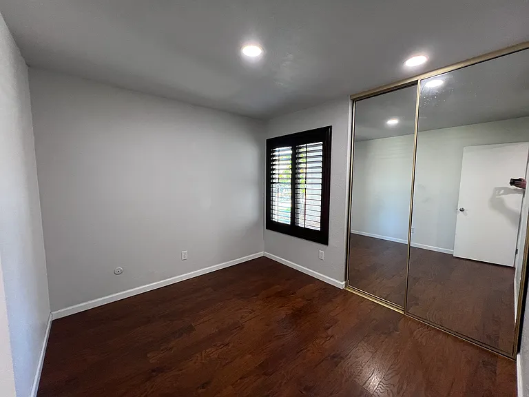 1371 La Mancha Pl — Photo 12