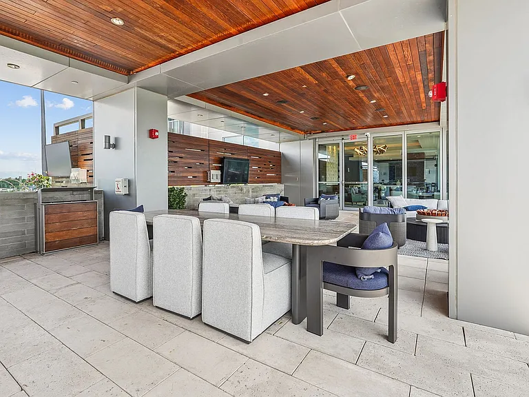 Vertis Rooftop Dining Area