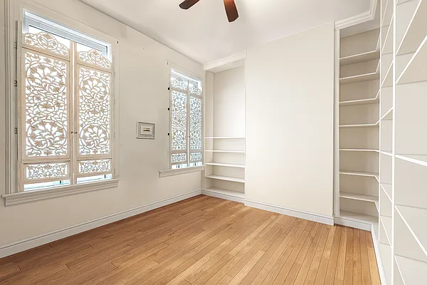 Sold by Bohemia Realty Group | media 11