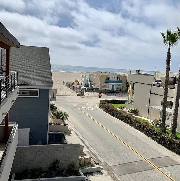 116 W Channel Islands Blvd — Photo 3