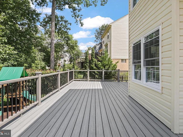 3818 Marquis Pl — Photo 34