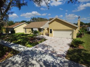 3701 Bay Way, Cooper City, FL 33026