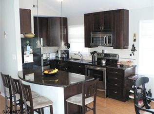 2034 Asbury Ave, Ocean City, NJ 08226