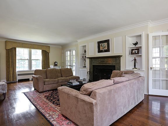 Living room with fireplace