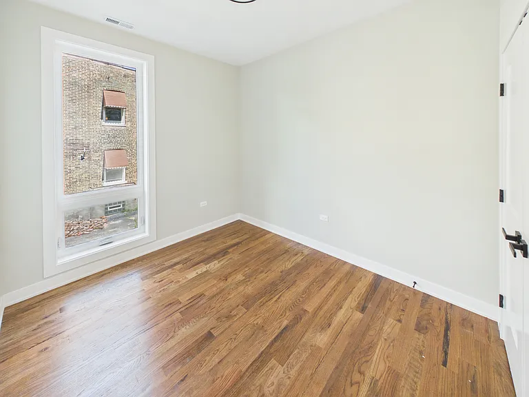 2839 W 24th Blvd #1F — Photo 15
