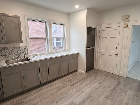 3rd image of 247 Elm St #2