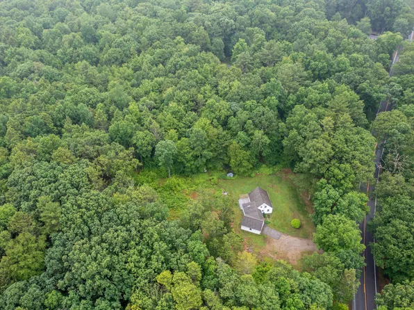 1534 Route 171, Woodstock, CT 06282