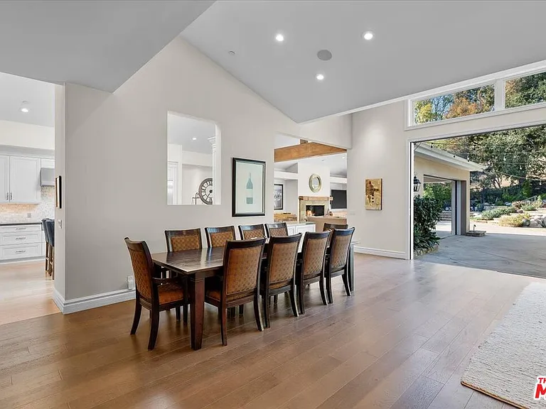 809 Leonard Rd — Photo 12