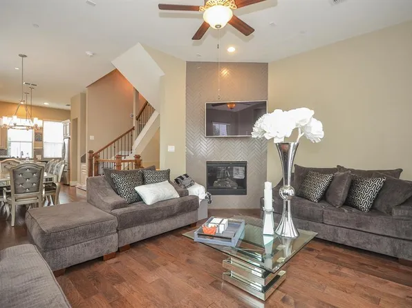 803 Algona Ave, Houston, TX 77008